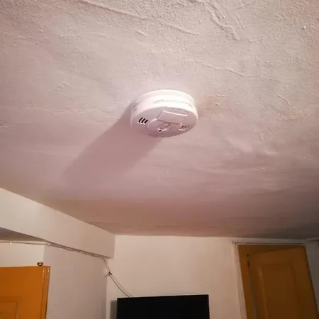 The Yellow House דירה *